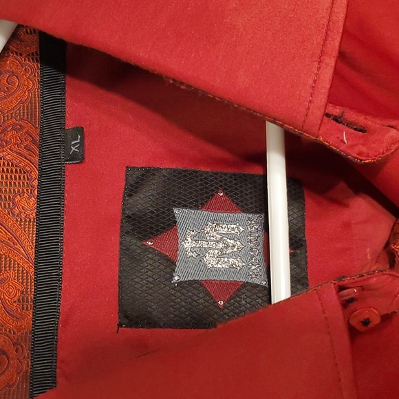 TM Exposure long sleeve button up. - Picture 3 of 3